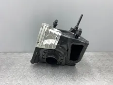 Корпус фильтра Audi A4 B9 2.0T CYR