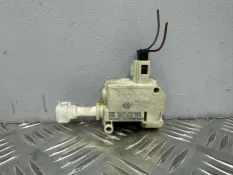 Актуатор лючка бензобака Volkswagen Passat B6