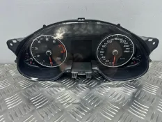Панель приборов Audi A4 B8