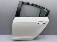 Дверь задняя левая Mazda 3 BL