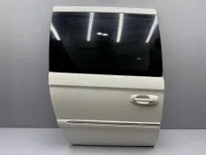 Дверь задняя правая Dodge Caravan 4