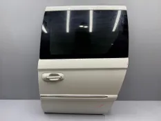 Дверь задняя левая Dodge Caravan 4