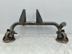 Крепление редуктора заднее Suzuki Vitara YE