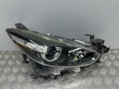 Фара галоген передняя правая Mazda 3 BM