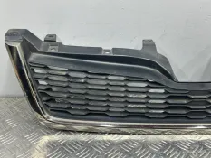 Решетка радиатора Subaru Forester SJ
