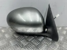 Зеркало правое Nissan Juke F15
