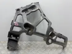 Крепление бампера заднее правое Renault Megane KZ