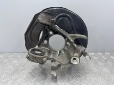 Кулак задний левый Audi A8 D4