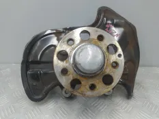 Ступица передняя правая Mercedes C-Class W204