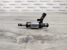 Форсунка бензин Skoda Yeti 2011 06H906036Q 5L 1.8 TFSI CDAA