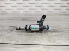 Форсунка бензин Skoda Yeti 2011 06H906036Q 5L 1.8 TFSI CDAA