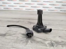 Датчик уровня масла Skoda Yeti 2011 03C907660M 5L 1.8 TFSI CDAA