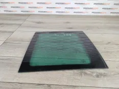 Стекло глухое кузова Skoda Yeti 2011 5L6845297E 5L 1.8 TFSI CDAA, заднее левое