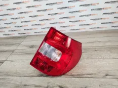 Фонарь в крыло Skoda Yeti 2011 5L0945112 5L 1.8 TFSI CDAA, правый