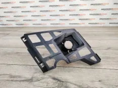 Кронштейн форсунки омывателя фар Skoda Yeti 2011 5L0807055 5L 1.8 TFSI CDAA, левый