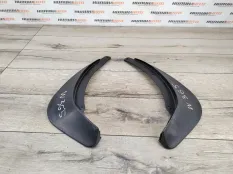 Брызговик Skoda Yeti 2011 5L08218219B9 5L 1.8 TFSI CDAA, задний