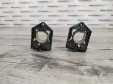 Крепление радиатора Skoda Yeti 2011 1Z0121367B 5L 1.8 TFSI CDAA