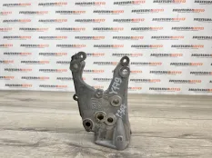 Кронштейн двигателя Peugeot 307 2007 184699 CC 2.0 RFJ EW10A
