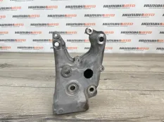 Кронштейн двигателя Peugeot 307 2007 184699 CC 2.0 RFJ EW10A