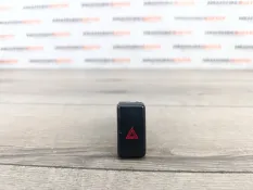 Кнопка аварийной сигнализации Mazda 3 BK 2008 BP4K664H0 1.6 Z6