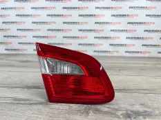 Фонарь в крышку багажника Skoda Superb 2 2011 3T5945107 1.8 TFSI CDAA, левый