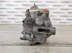 Компрессор кондиционера Volkswagen Golf 5 2004 1K0820803S ХЭТЧБЕК 1K1 2.0 AXW