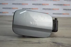 Лючок топливного бака Mercedes W204 2008 A2047500103 СЕДАН 2.2 CDI 646.811