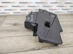 Корпус воздушного фильтра Suzuki SX4 2007 1370079J00 ХЕТЧБЭК YA21S 1.6 M16A