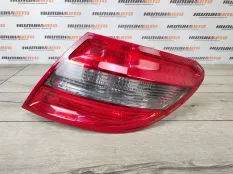 Фонарь в крыло Mercedes W204 2008 A2049068402 СЕДАН 2.2 CDI 646.811, правый