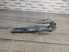 Петля капота Audi A4 B7 2006 8E0823301E СЕДАН 8EC 2.0 ALT, левая