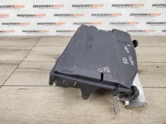 Корпус воздушного фильтра Mercedes W204 2009 A6420940204 СЕДАН 3.0 CDI 642.960
