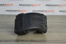 Патрубок воздухозаборника Audi A6 C6 2006 4F0129739B СЕДАН 4F2 2.4 V6 BDW
