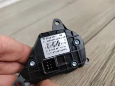 Кнопка на руль Mercedes W204 2010 A2048210151 СЕДАН 1.8 271.820, левая