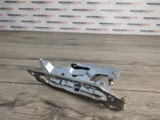 Петля капота Mercedes W204 2010 A2048800728 СЕДАН 1.8 271.820, левая