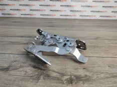 Петля капота Mercedes W204 2010 A2048800828 СЕДАН 1.8 271.820, правая