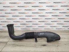 Патрубок воздухозаборника Mercedes W204 2011 A6510903437 СЕДАН 2.2 CDI 651.911