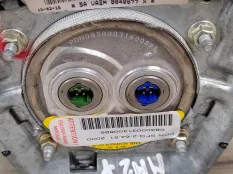 Подушка безопасности в руль Citroen C5 2001 4112GF ЛИФТБЭК DC 2.0 RFN EW10J4