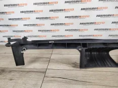 Кронштейн бампера центральный Citroen C3 2003 741644 1.4 KFV (TU3A), задний