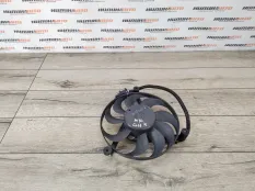 Вентилятор радиатора кондиционера VOLKSWAGEN Golf 4 2003 1J0959455K ХЭТЧБЕК 1J1 1.6 BFQ