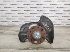 Кулак поворотный Mercedes W204 2008 A2043320201 СЕДАН 2.2 CDI 646.811, передний правый