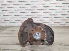 Кулак поворотный Mercedes W203 2010 A2043320101 КУПЕ 1.8 271.946, передний левый