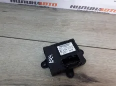 Блок управления дверьми Land Rover Freelander 2 2007 LR006127 2.2 224DT, задний левый