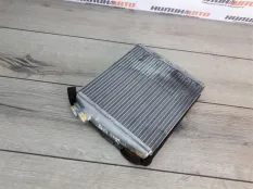 Радиатор отопителя Land Rover Freelander 2 2007 LR002632 2.2 224DT