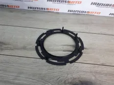 Гайка бензонасоса Land Rover Freelander 2 2007 LR003778 2.2 224DT