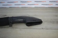Патрубок воздухозаборника Mercedes W204 2009 A6510903437 СЕДАН 2.2 CDI 651.911