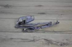 Петля крышки багажника Audi A6 C6 2007 4F5827302D СЕДАН 4F2 2.0 BPJ