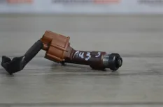 Форсунка бензин Suzuki SX4 2010 1571054L00 ХЕТЧБЭК YA51S 2.0 J20B