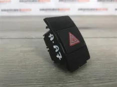 Кнопка аварийной сигнализации Audi A7 4G 2012 4G09415095PR ЛИФТБЕК 3.0 CGWD