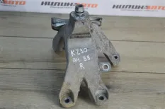 Кронштейн двигателя Audi A4 B8 2011 8K0199308BE УНИВЕРСАЛ 8K5 2.0 TDI CAGA, передний правый