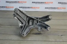Кронштейн двигателя Audi A4 B8 2011 8K0199308BE УНИВЕРСАЛ 8K5 2.0 TDI CAGA, передний правый
